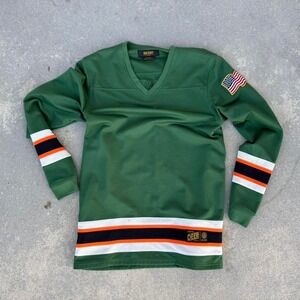 10 DEEP Men Size Medium Green Jersey Hockey‎ Style Shirt